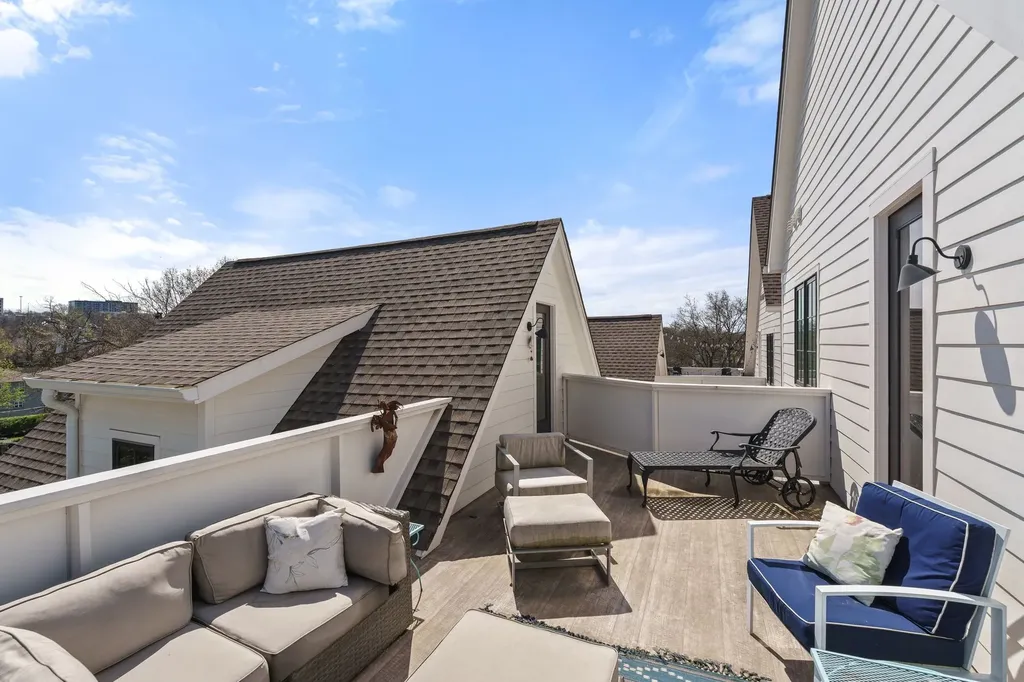 128 37th Ave, N Nashville TN 37209