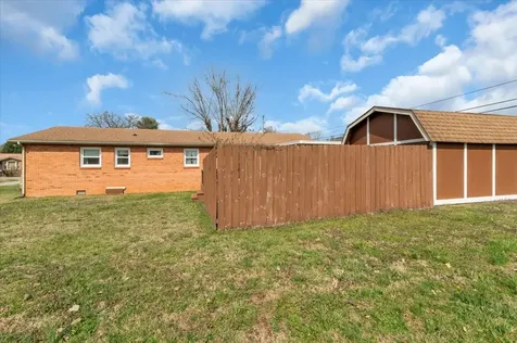 1001 Henley Street Decherd TN 37324