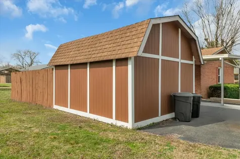 1001 Henley Street Decherd TN 37324