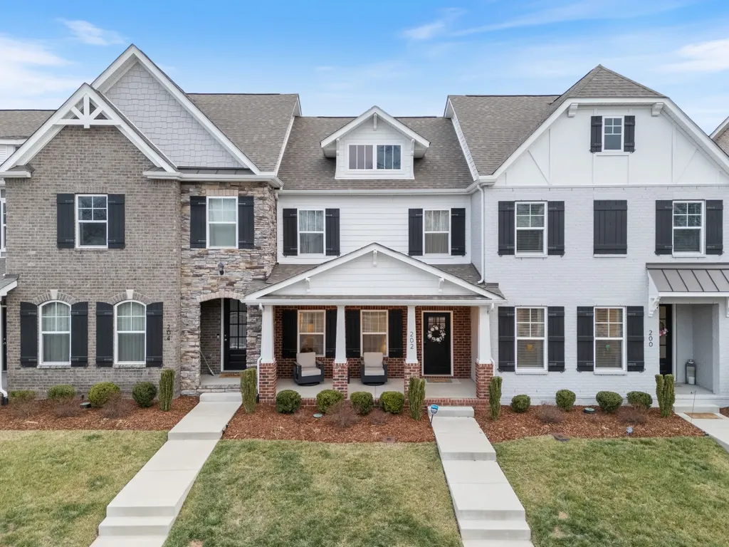 202 Grandstand Boulevard Gallatin TN 37066