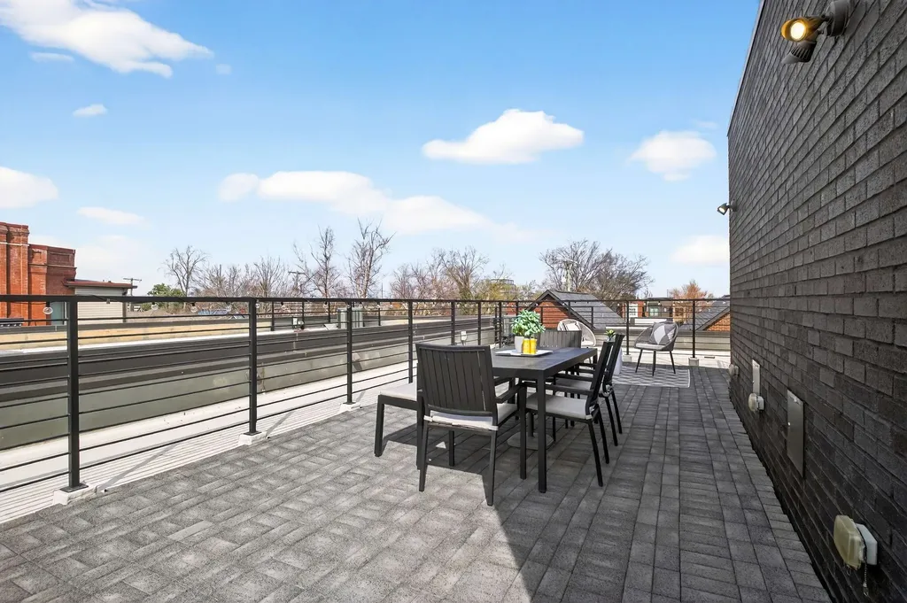 1204 7th Ave, N Nashville TN 37208