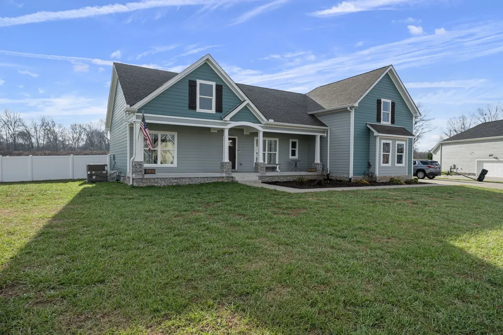 2086 Beverly Court Springfield TN 37172