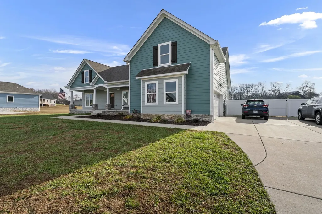 2086 Beverly Court Springfield TN 37172