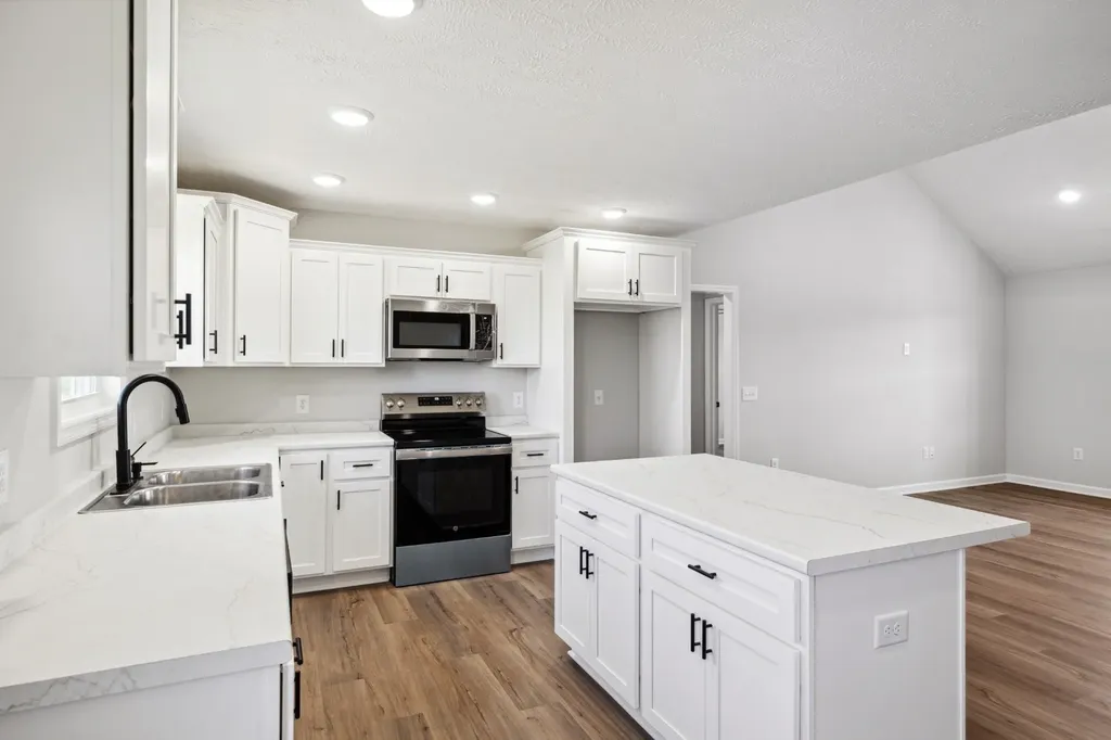 1508 Ellie Claire Way Lewisburg TN 37091