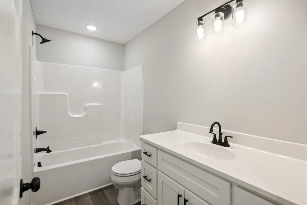 1508 Ellie Claire Way Lewisburg TN 37091