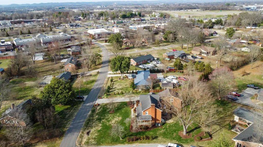 709 Harris Drive Gallatin TN 37066