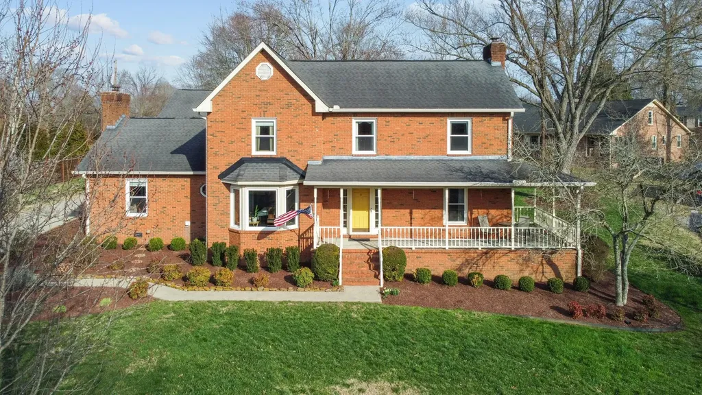 709 Harris Drive Gallatin TN 37066