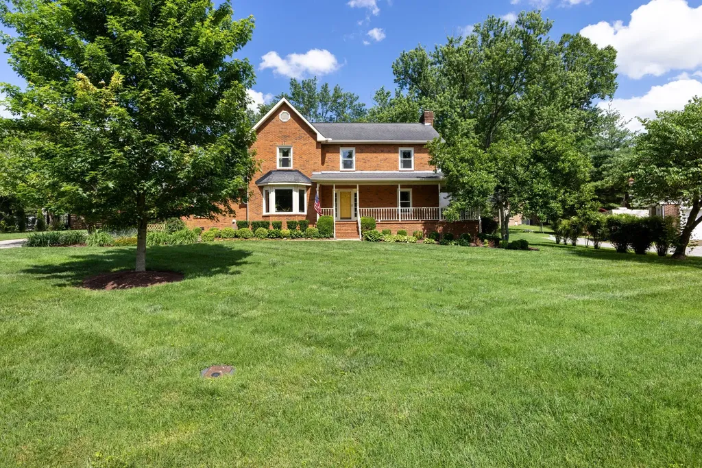 709 Harris Drive Gallatin TN 37066