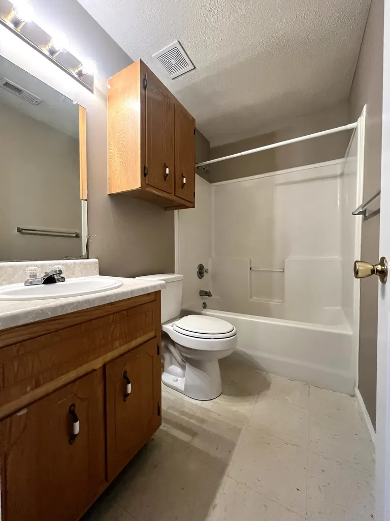 260 Executive Avenue Clarksville TN 37042