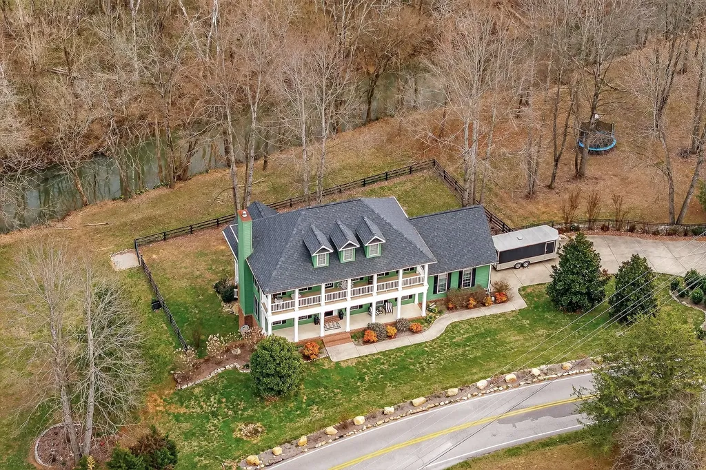1220 Bob Bullock Road Cookeville TN 38506