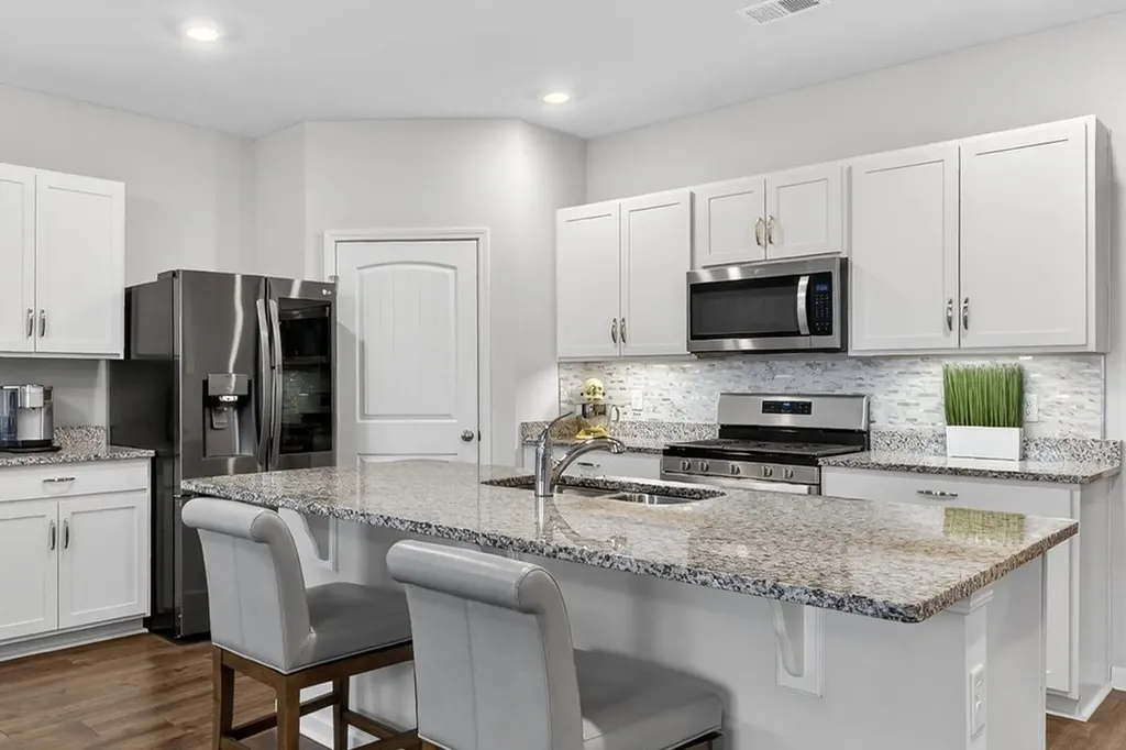 7129 Sunny Parks Drive White House TN 37188