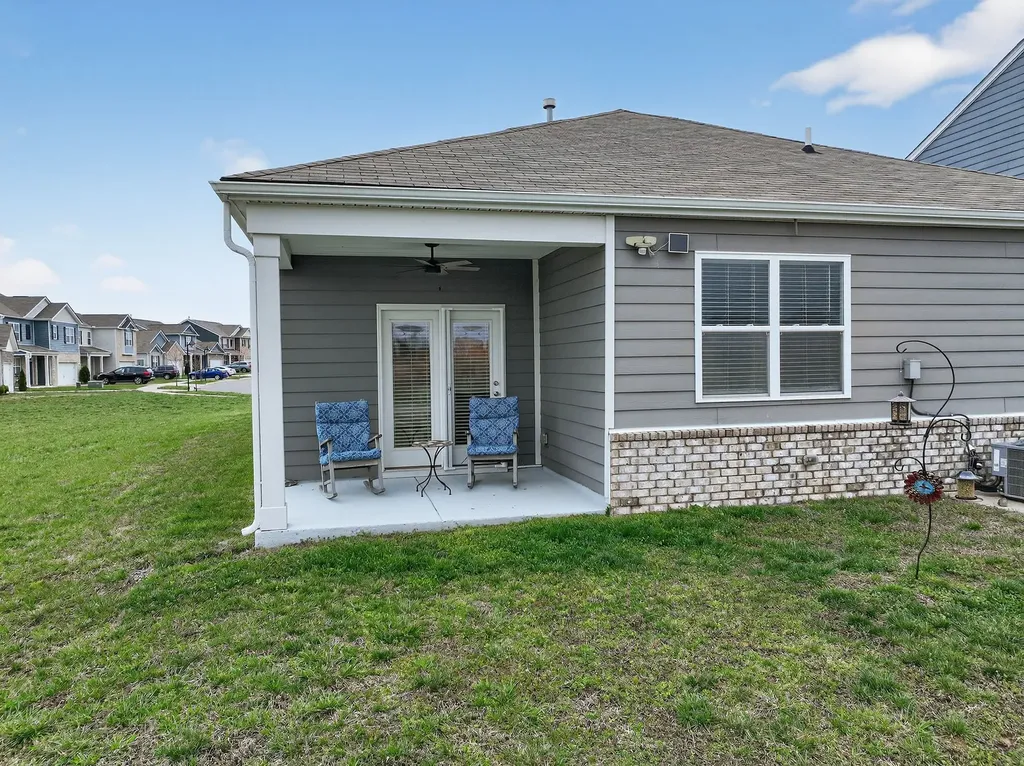7129 Sunny Parks Drive White House TN 37188