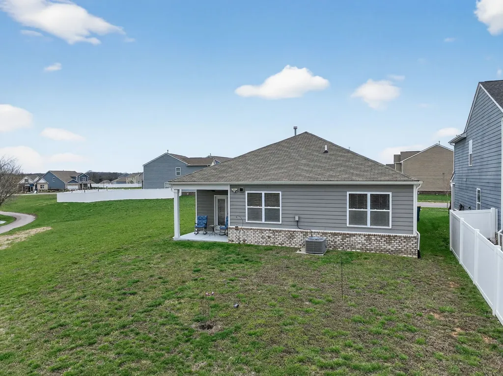 7129 Sunny Parks Drive White House TN 37188