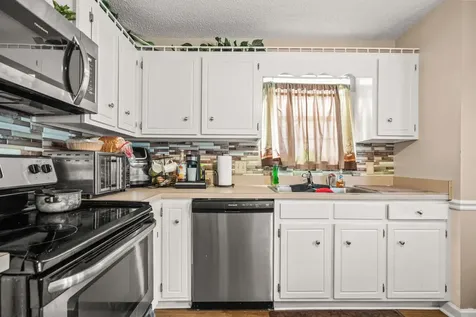 130 Cheshire Court Goodlettsville TN 37072
