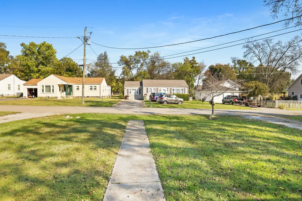 604 Pennsylvania Annex Lebanon TN 37087