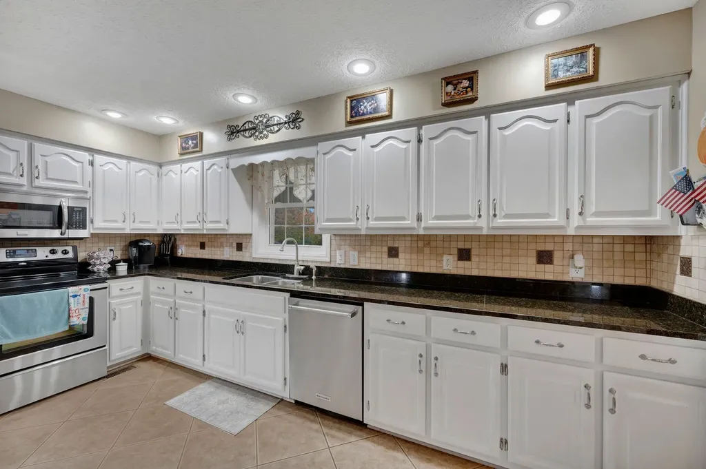 2700 Canoe Branch Road Lebanon TN 37087