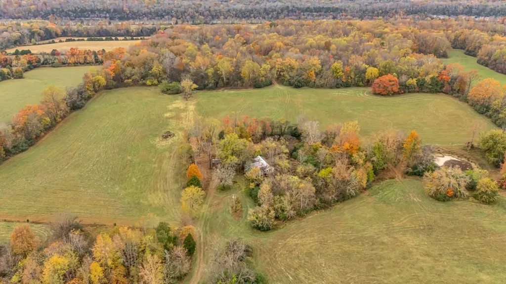2700B Canoe Branch Road Lebanon TN 37087