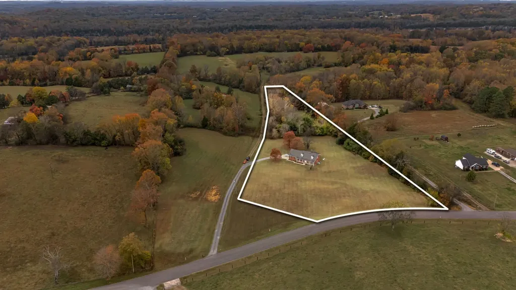 2700B Canoe Branch Road Lebanon TN 37087