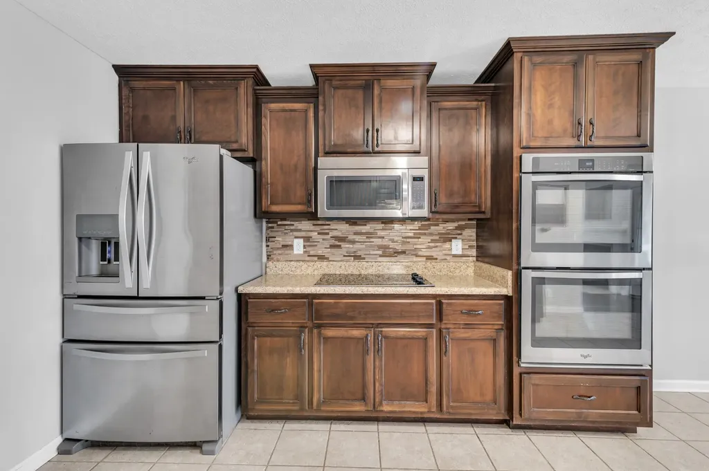 1176 Freedom Drive Clarksville TN 37042