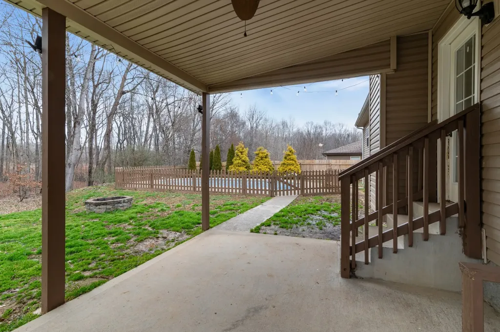 1176 Freedom Drive Clarksville TN 37042