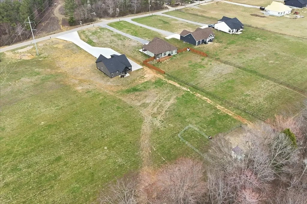 1637 Smartt Station Road Morrison TN 37357