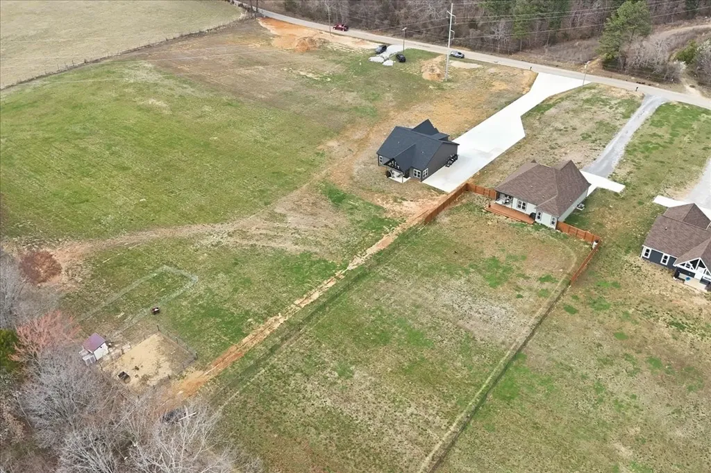 1637 Smartt Station Road Morrison TN 37357