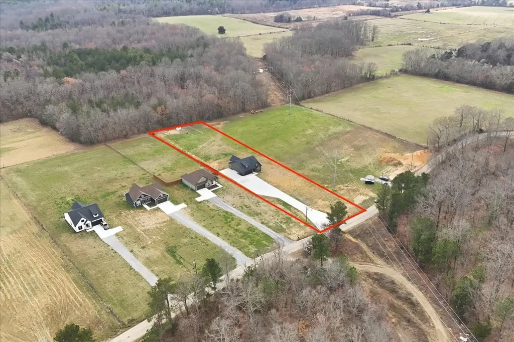 1637 Smartt Station Road Morrison TN 37357
