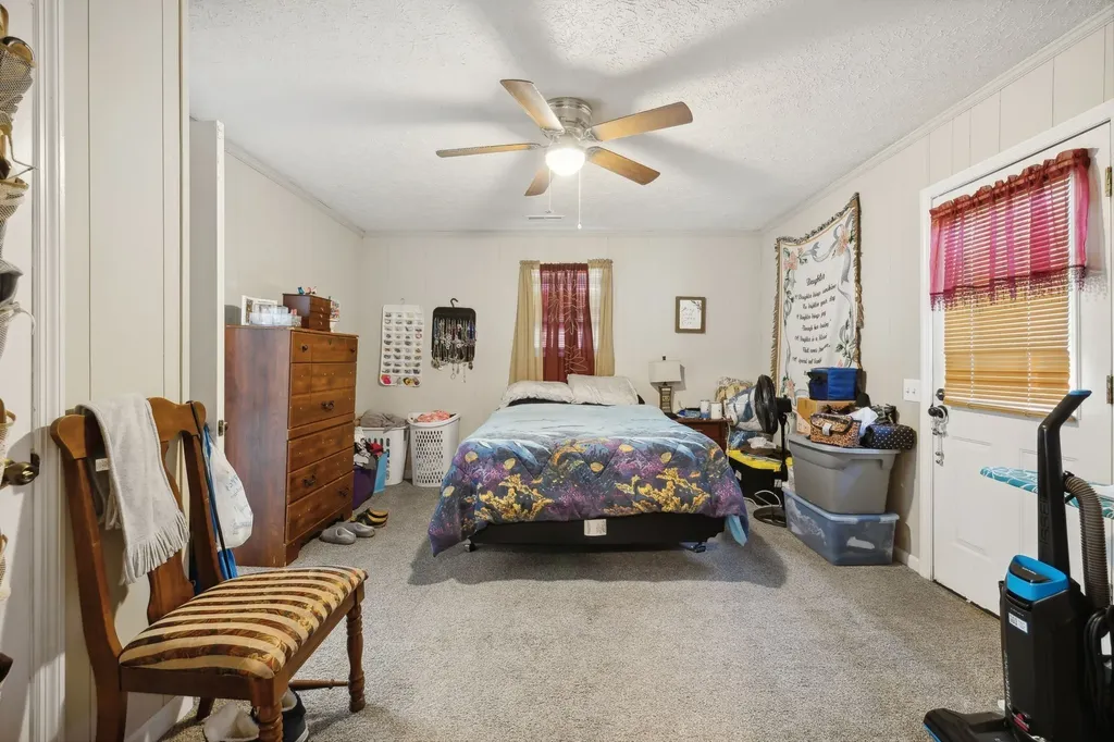 4901 Highway 52, W Lafayette TN 37083