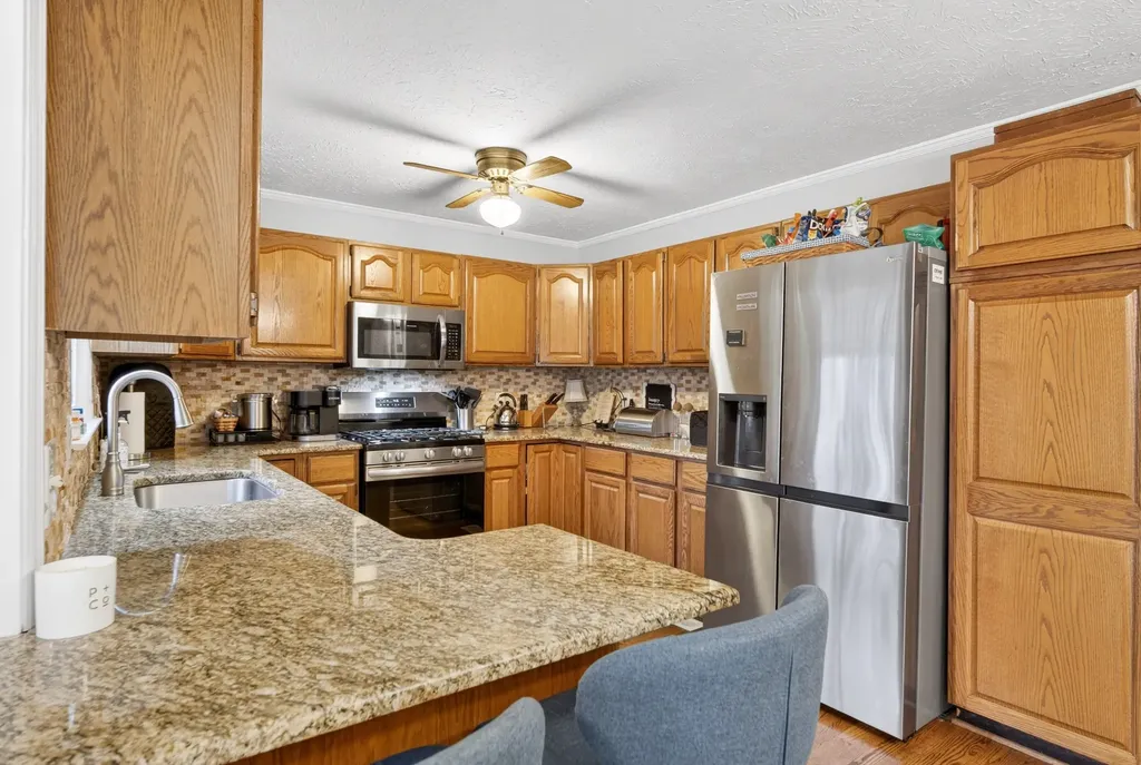 3146 Old Greenbrier Pike Greenbrier TN 37073
