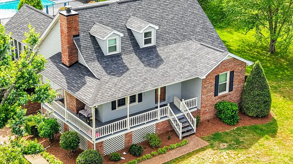3146 Old Greenbrier Pike Greenbrier TN 37073