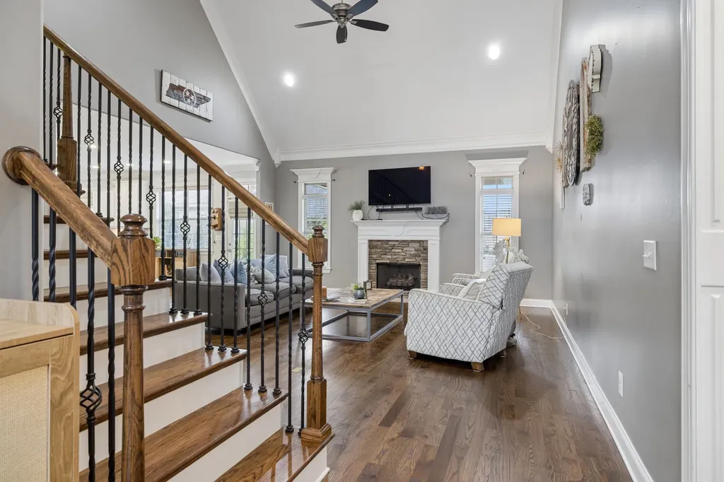 7005 Salmon Run Spring Hill TN 37174