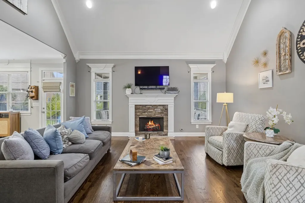 7005 Salmon Run Spring Hill TN 37174