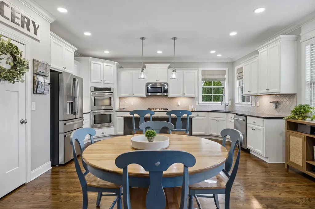 7005 Salmon Run Spring Hill TN 37174