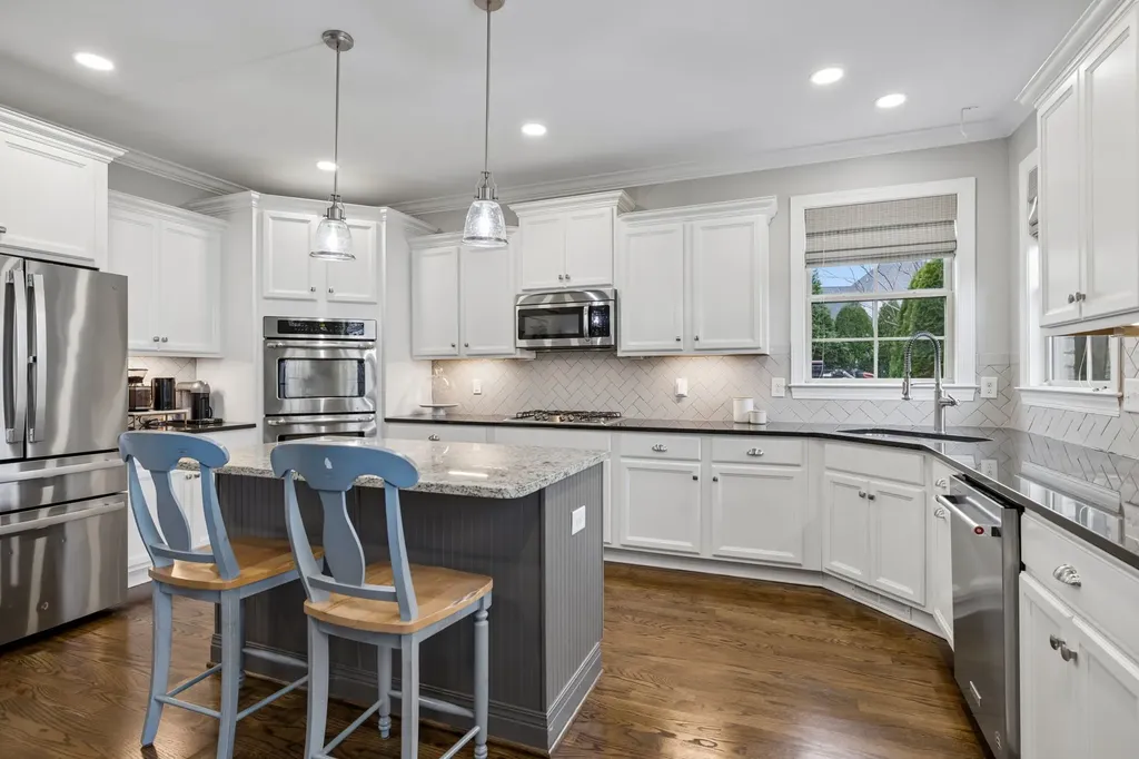 7005 Salmon Run Spring Hill TN 37174