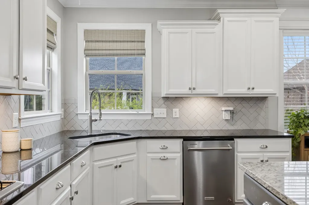 7005 Salmon Run Spring Hill TN 37174