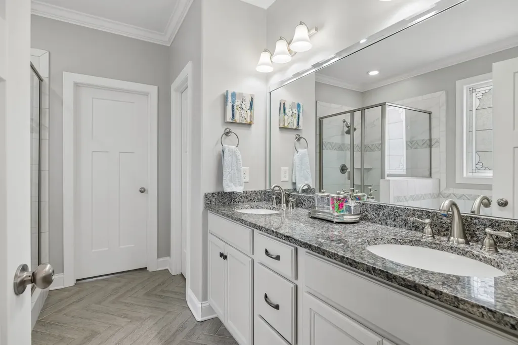 7005 Salmon Run Spring Hill TN 37174