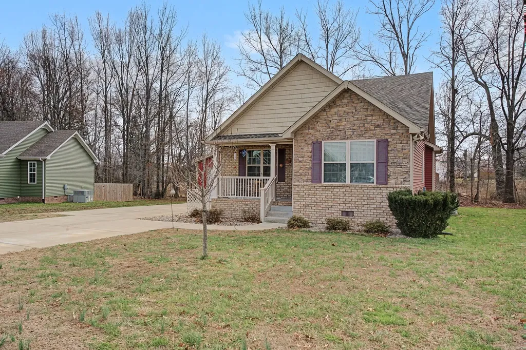 109 Tanesha Court Portland TN 37148