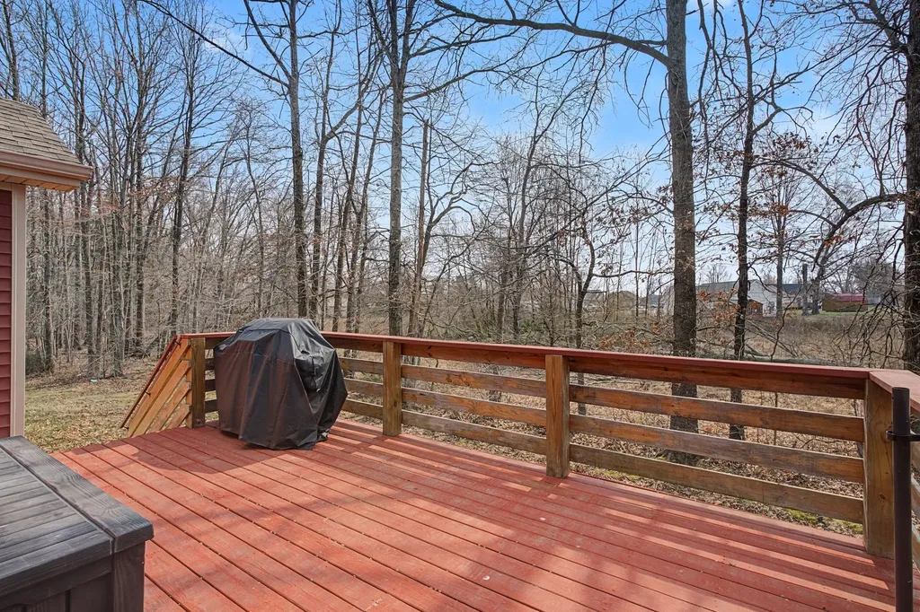 109 Tanesha Court Portland TN 37148