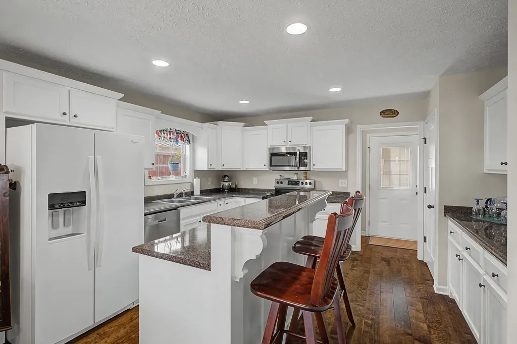 109 Tanesha Court Portland TN 37148