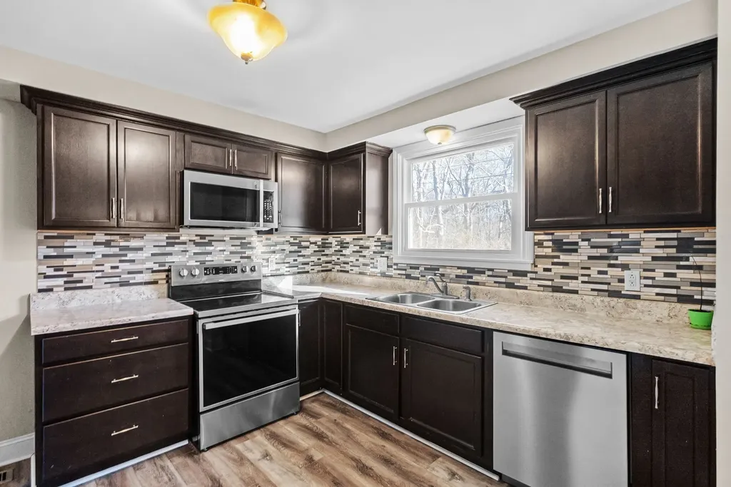 301 Shanee Terrace Clarksville TN 37042
