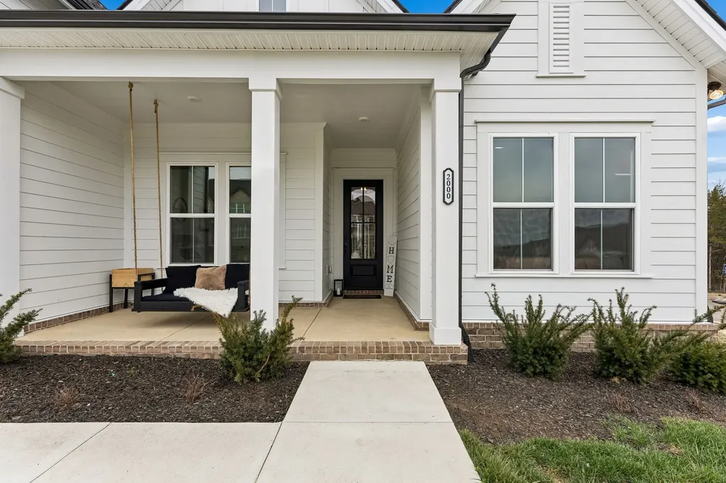 2000 Southern Oak Chase Drive Smyrna TN 37167