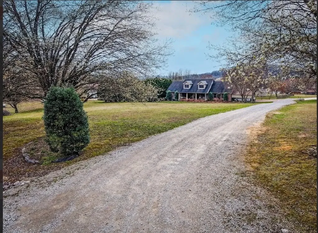 4360 Scott Hollow Road Culleoka TN 38451