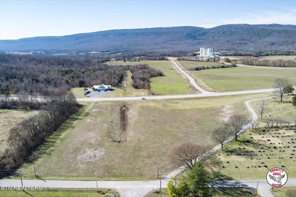 0 Us-127 Pikeville TN 37367