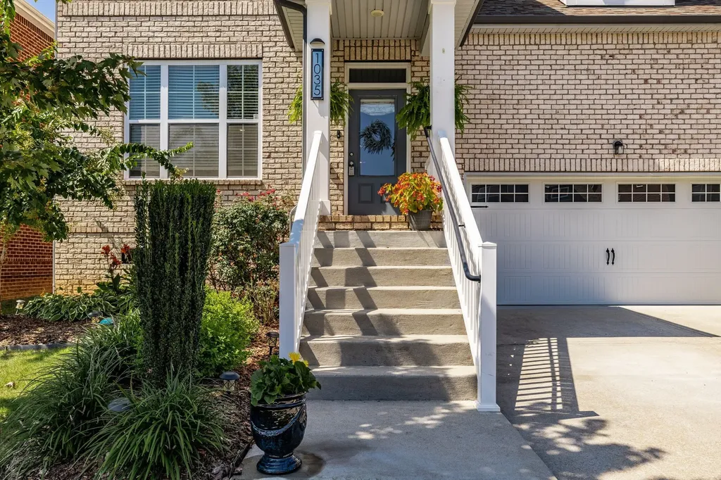 1035 Nave Court Nashville TN 37214