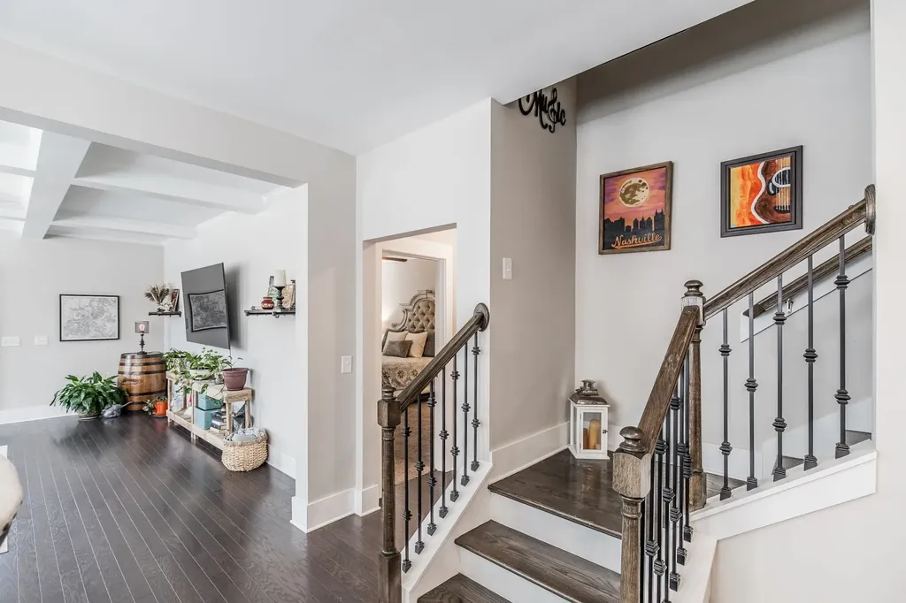 1035 Nave Court Nashville TN 37214