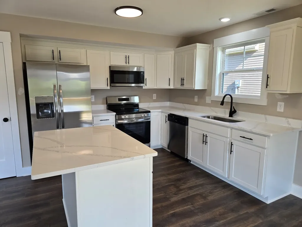 366 Cardinal Creek Clarksville TN 37040