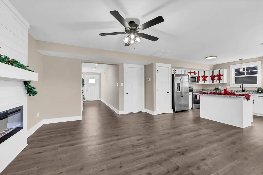 366 Cardinal Creek Clarksville TN 37040