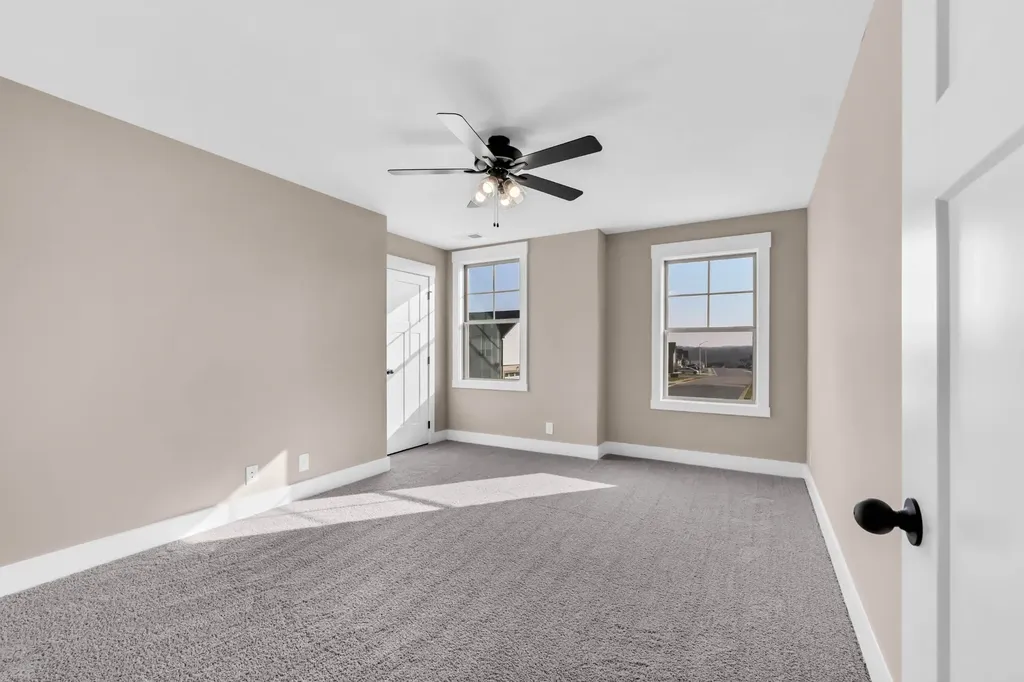 366 Cardinal Creek Clarksville TN 37040