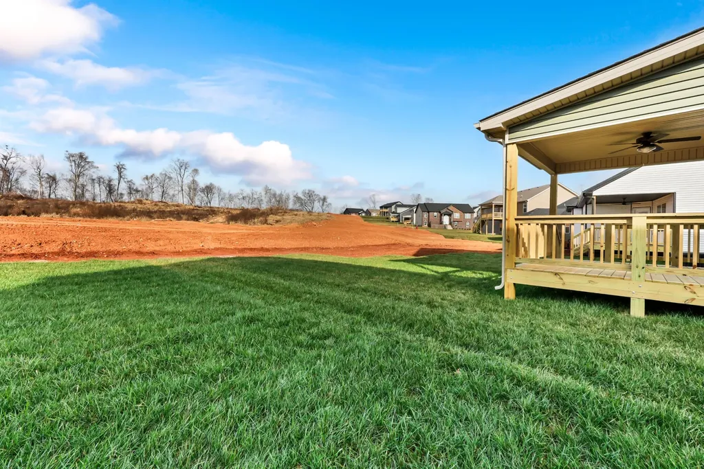 366 Cardinal Creek Clarksville TN 37040