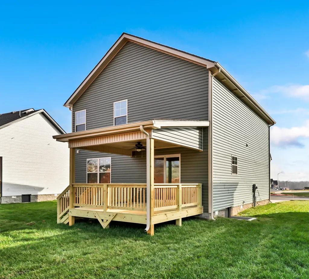 366 Cardinal Creek Clarksville TN 37040
